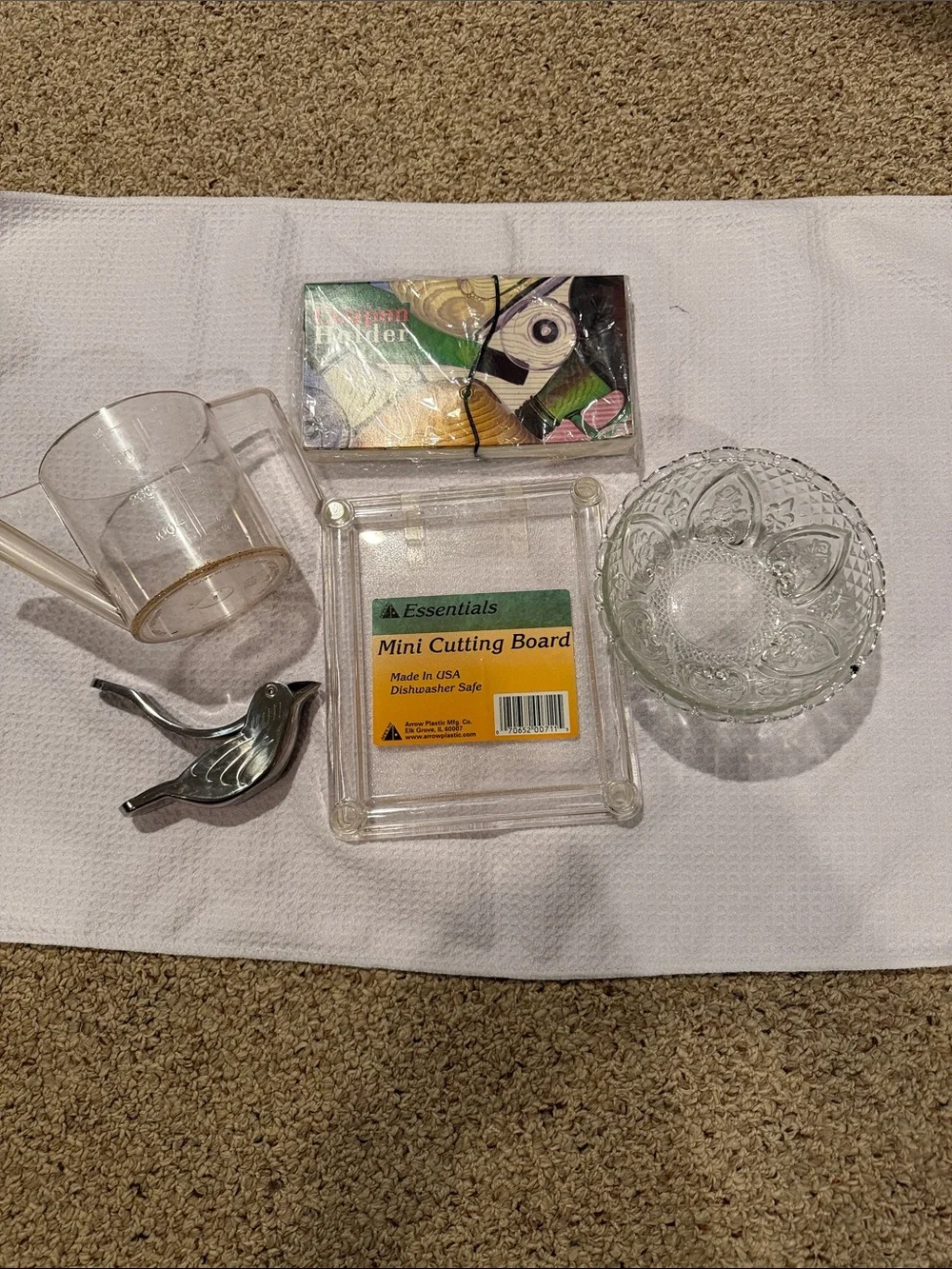 Kitchen Essentials Glass Mini Cutting Board Bird Lemon Squeezer Measuring Cup